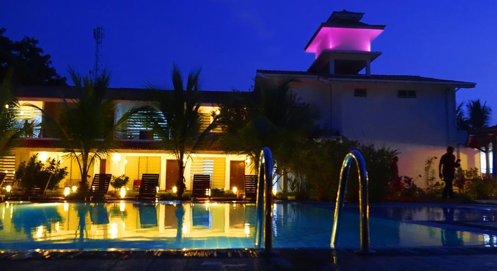 Anantamaa Hotel Trincomalee Dış mekan fotoğraf