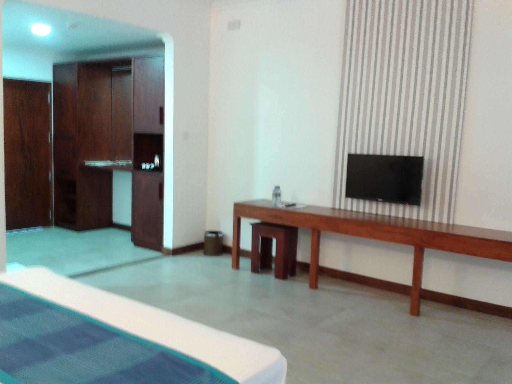 Anantamaa Hotel Trincomalee Dış mekan fotoğraf